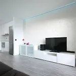 Con Vistas Al Mar En * カンブリルス